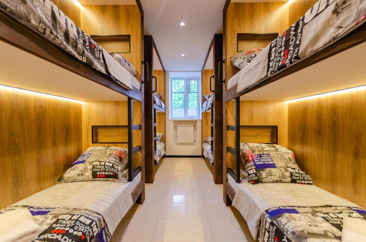 Underground Hostel เคียฟ ภายนอก รูปภาพ